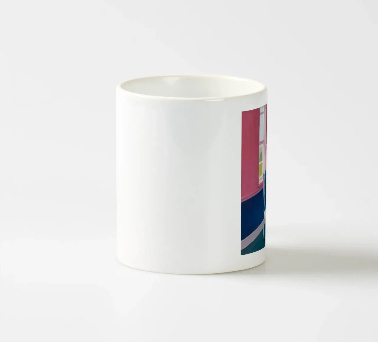 Sedia blu ad angolo tazza in ceramica da Pan Denim