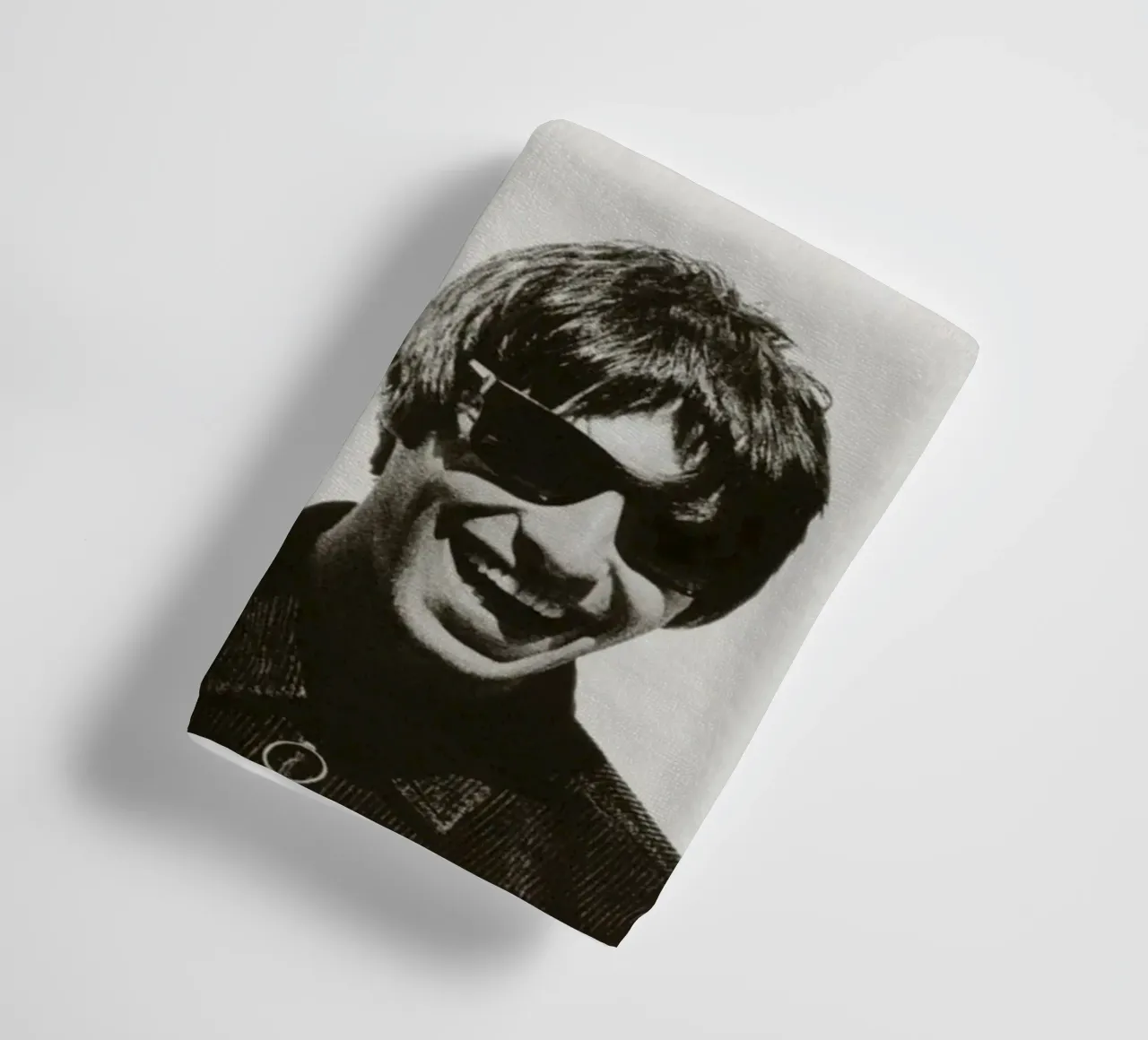Britpop Dreams On Stage towel by volth