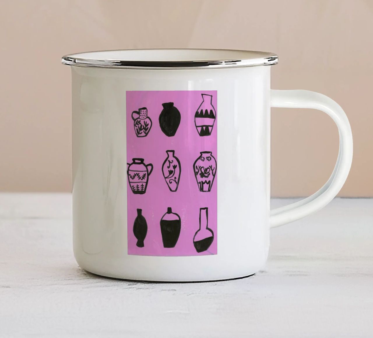 Vases On A Pink Background tazza in smalto da Sonia Brittain