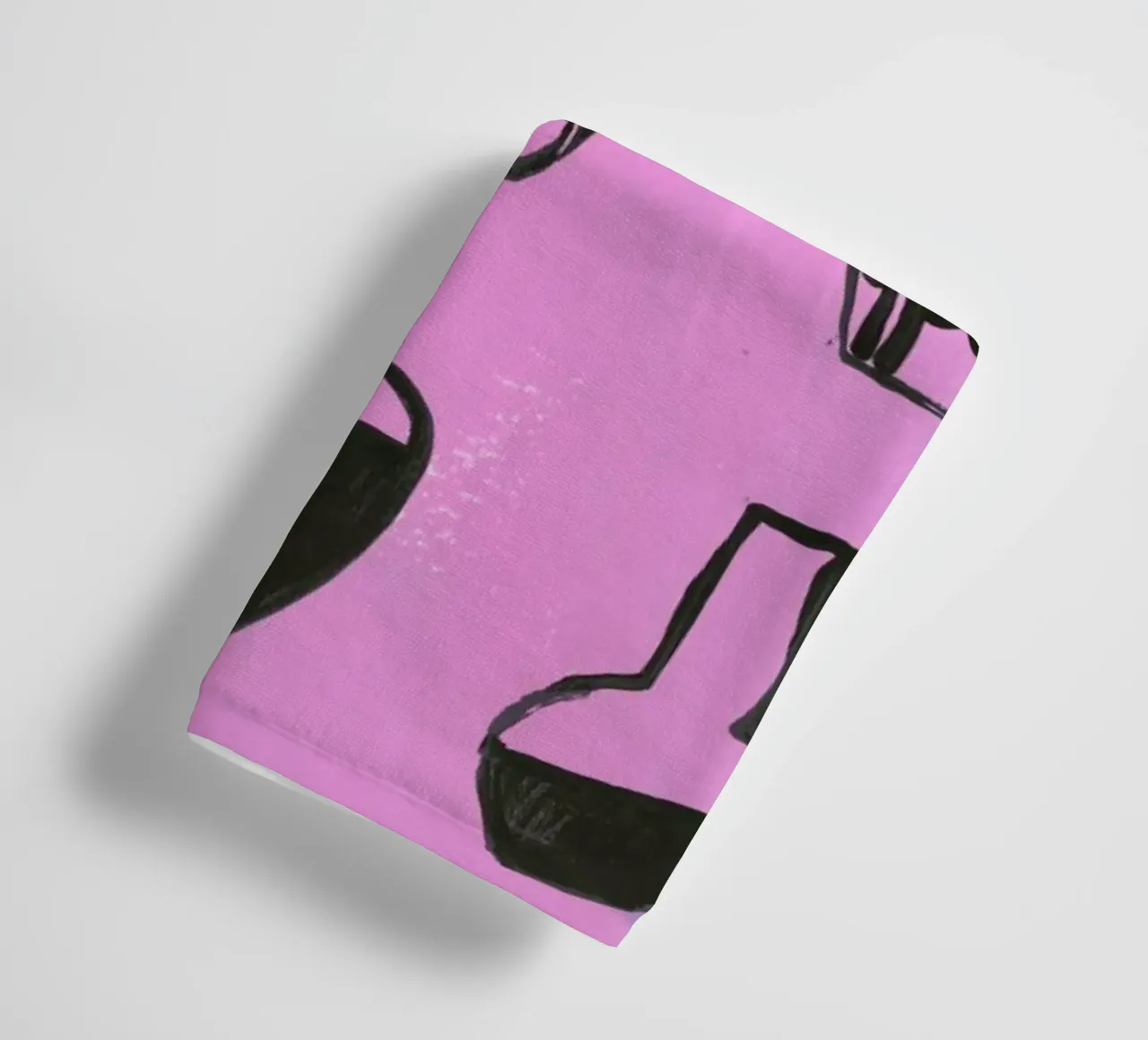Vases On A Pink Background asciugamano da bagno da Sonia Brittain