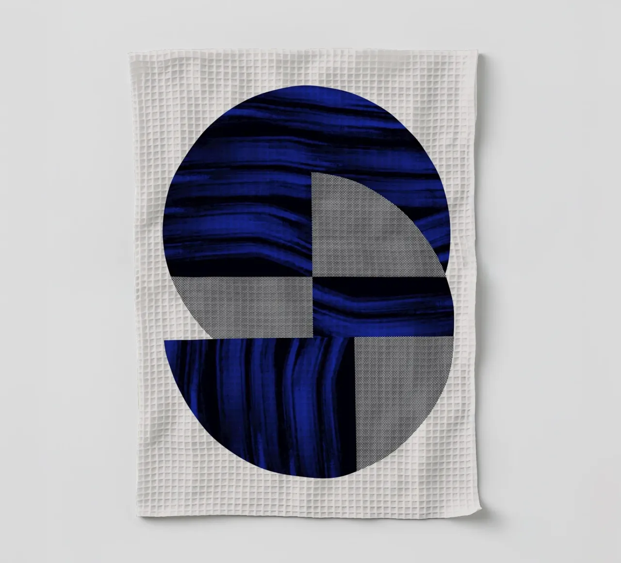 Luxe blauw en grijs nordic art 02 theedoek van Little Dean