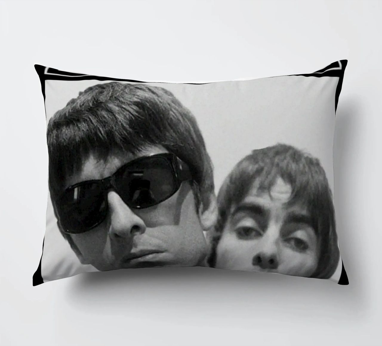 Roll With It dal vivo cuscino da volth