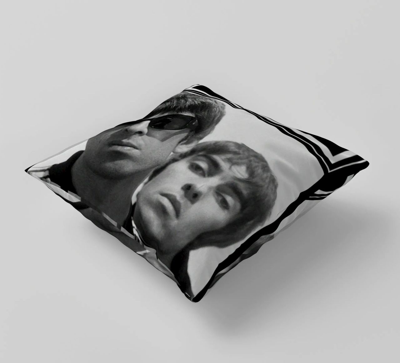 Roll With It dal vivo cuscino da volth