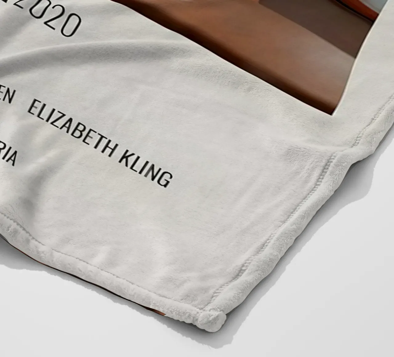GRAND ARMY 2020 coperta in pile da MVFminimalist