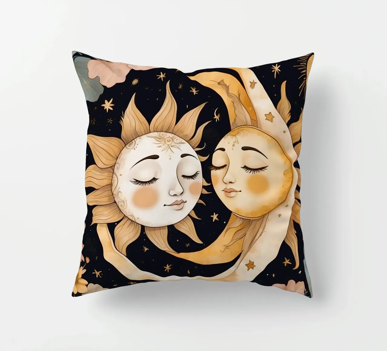I volti celesti del sole e della luna si intrecciano in una notte floreale cuscino da DesignDoodle