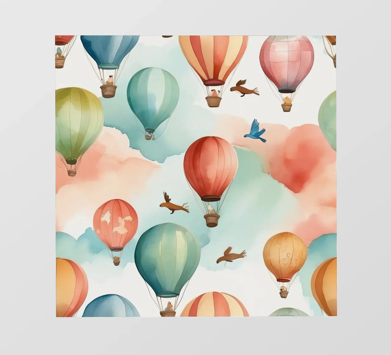 Colorate mongolfiere fluttuano tra soffici nuvole con gli uccelli pellicola backlit da DesignDoodle