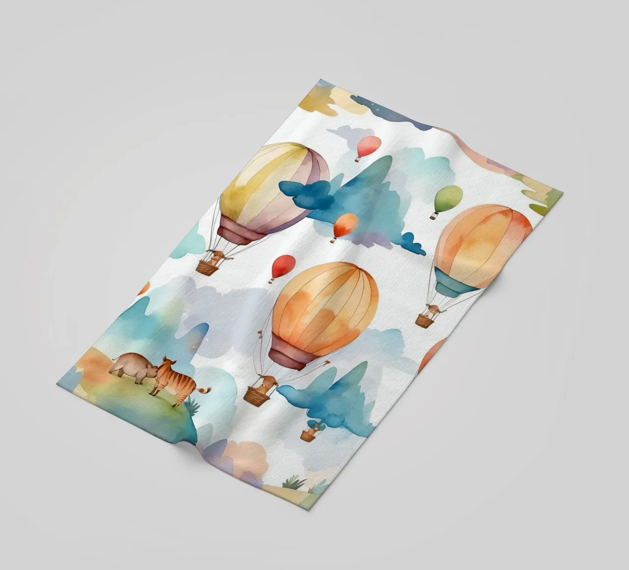 Mongolfiere che salgono su montagne ondulate telo mare da DesignDoodle