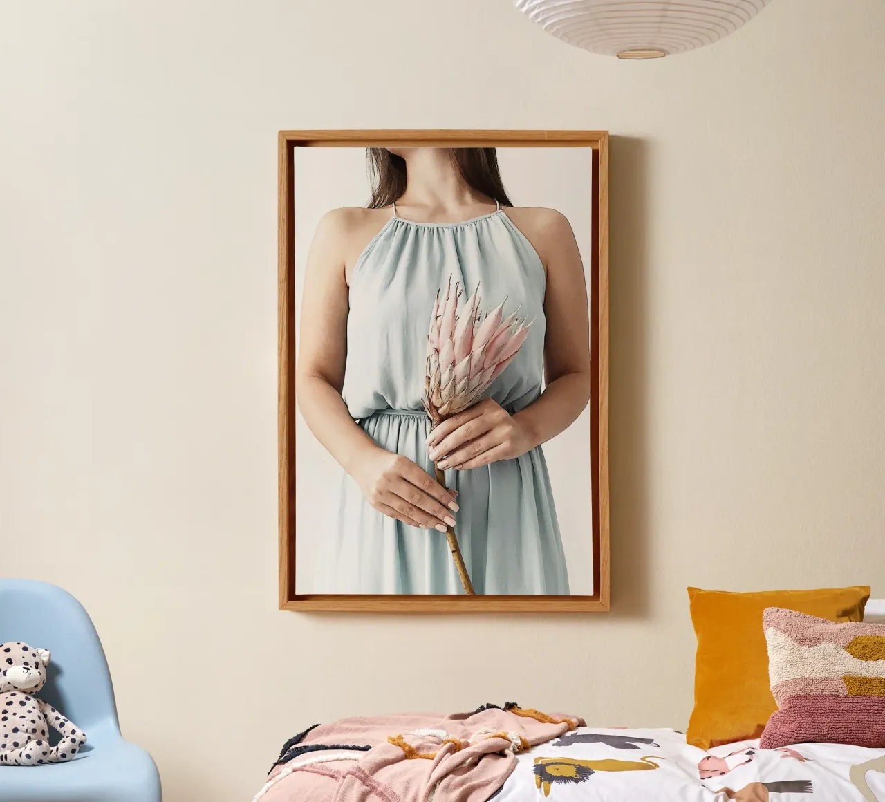 Sussurri blu tela con Cornice a cassetta da PhotoVibe Decor