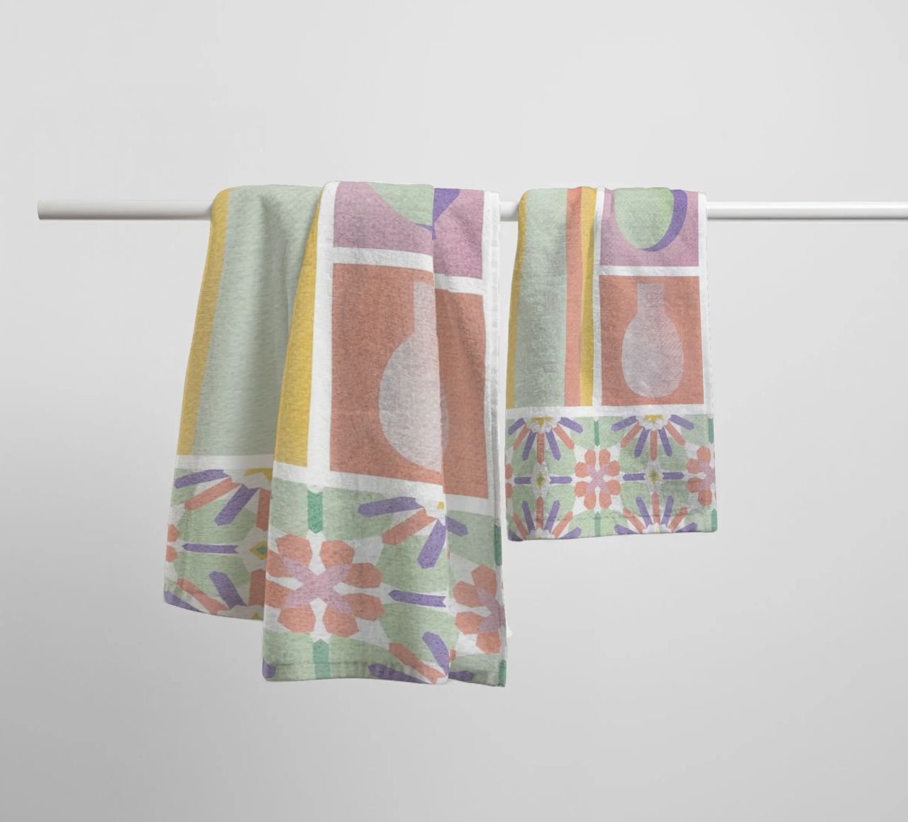 Mediterranean Cartolina towel by designdn