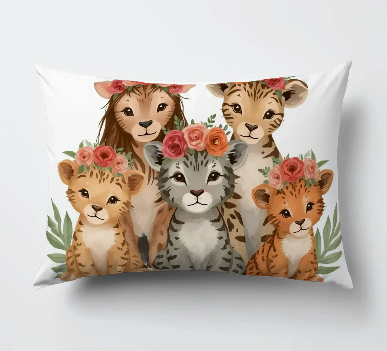 Gruppo di adorabili cuccioli di leone e di leopardo che indossano una corona floreale cuscino da DesignDoodle