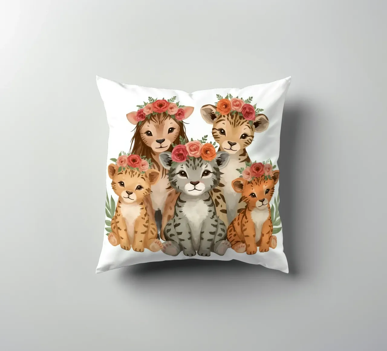 Gruppo di adorabili cuccioli di leone e di leopardo che indossano una corona floreale cuscino da DesignDoodle