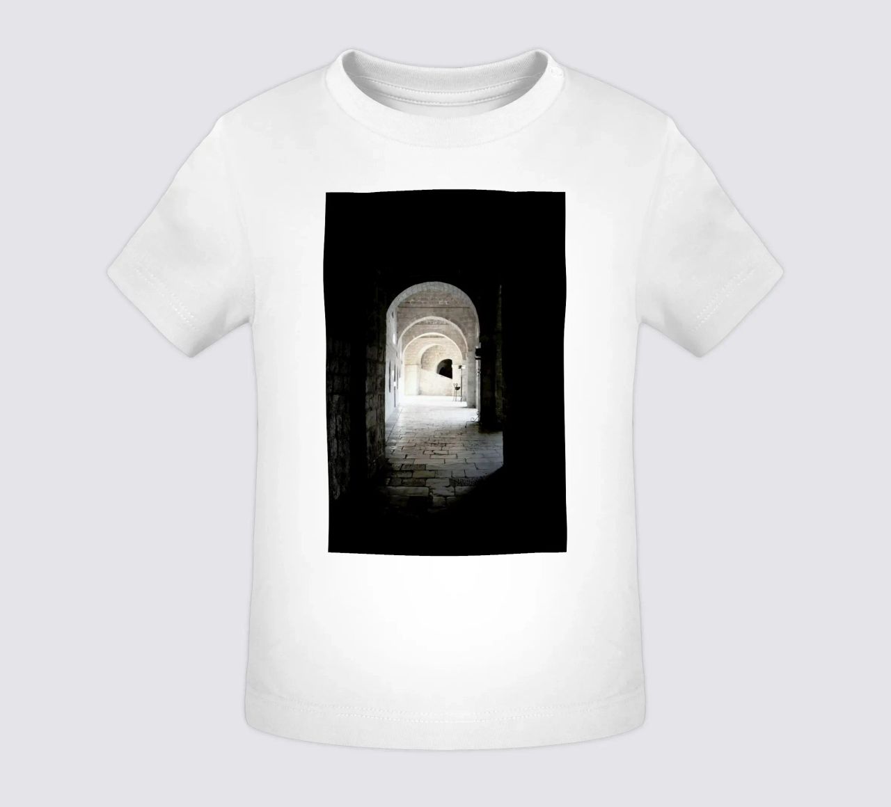 The Whisper Of Architecture And Centuries maglietta neonato da Studio Nahili