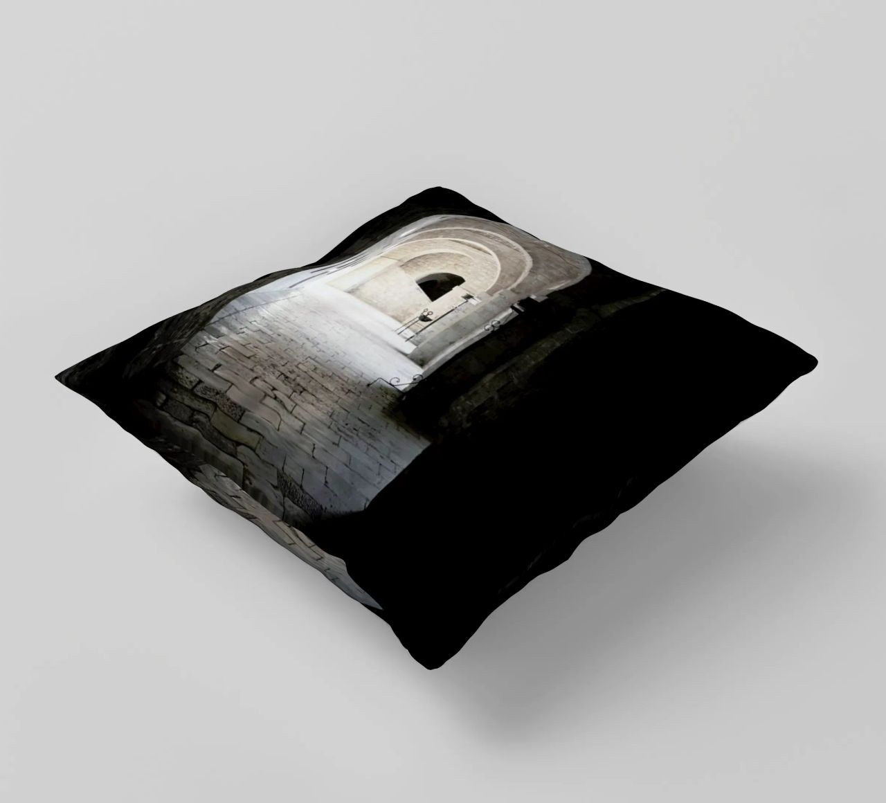 The Whisper Of Architecture And Centuries cuscino da Studio Nahili