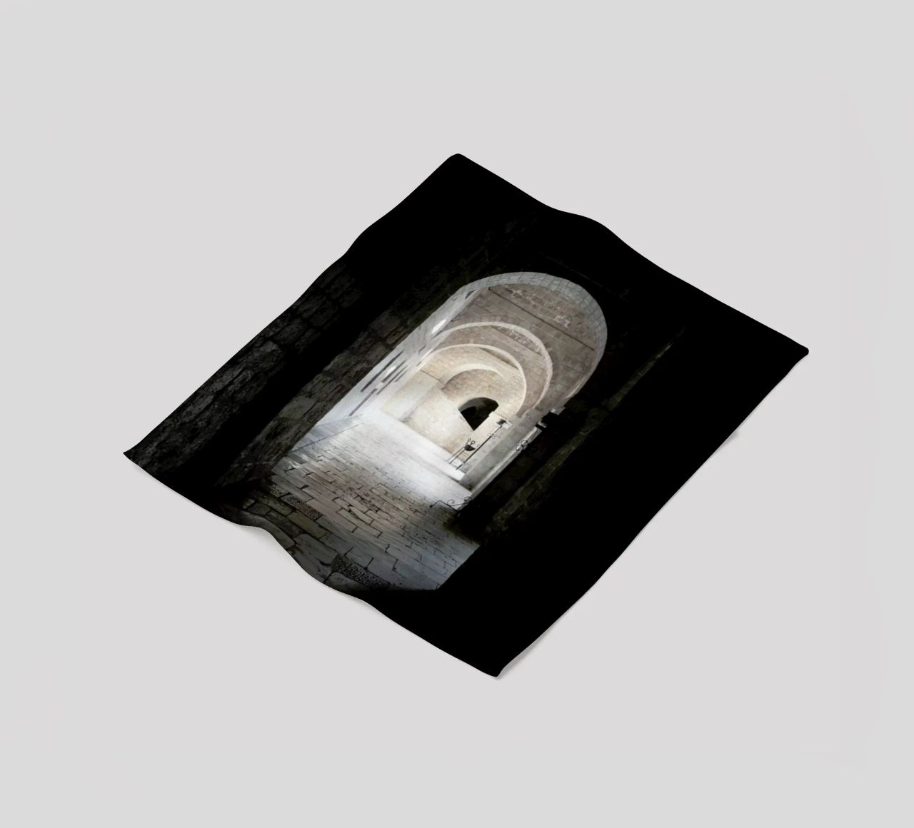 The Whisper Of Architecture And Centuries coperta in pile da Studio Nahili