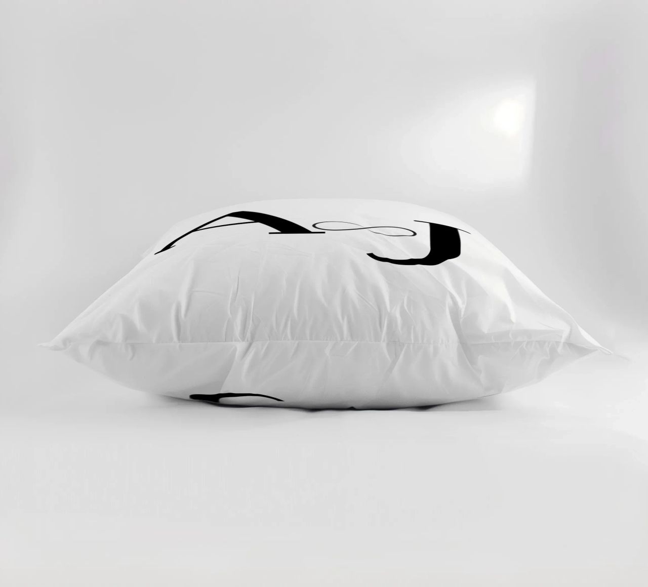 A ∞ J - Amore personalizzato come collezione di design cuscino da nsbdesign