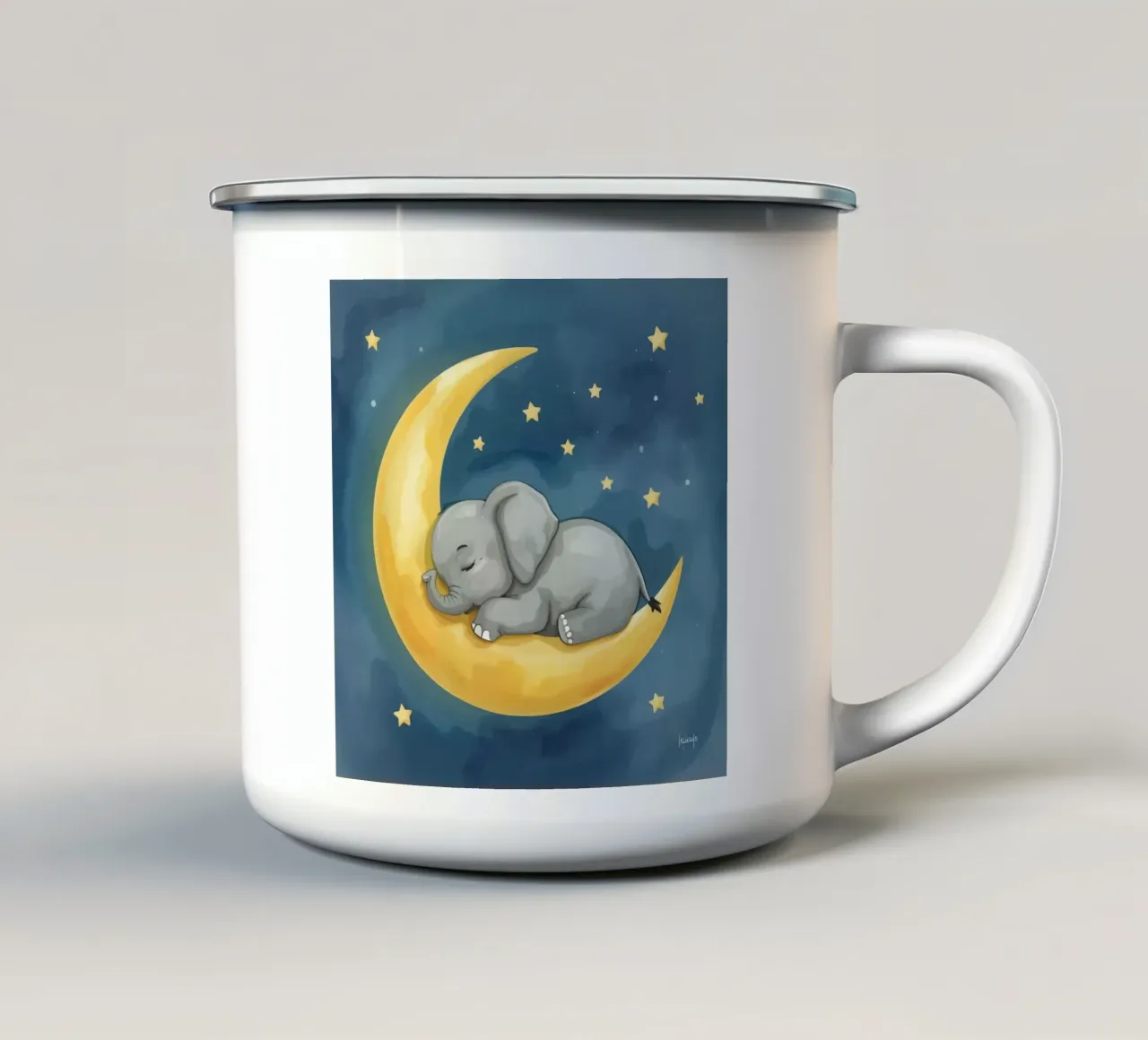 Kleine olifant slaapt vredig op de gouden maan emaille mok van DesignDoodle