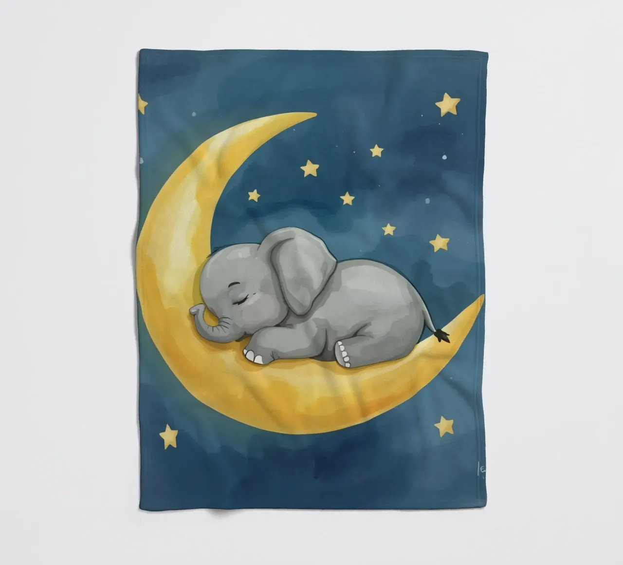 Il piccolo elefante dorme tranquillo sulla Luna dorata coperta in pile da DesignDoodle