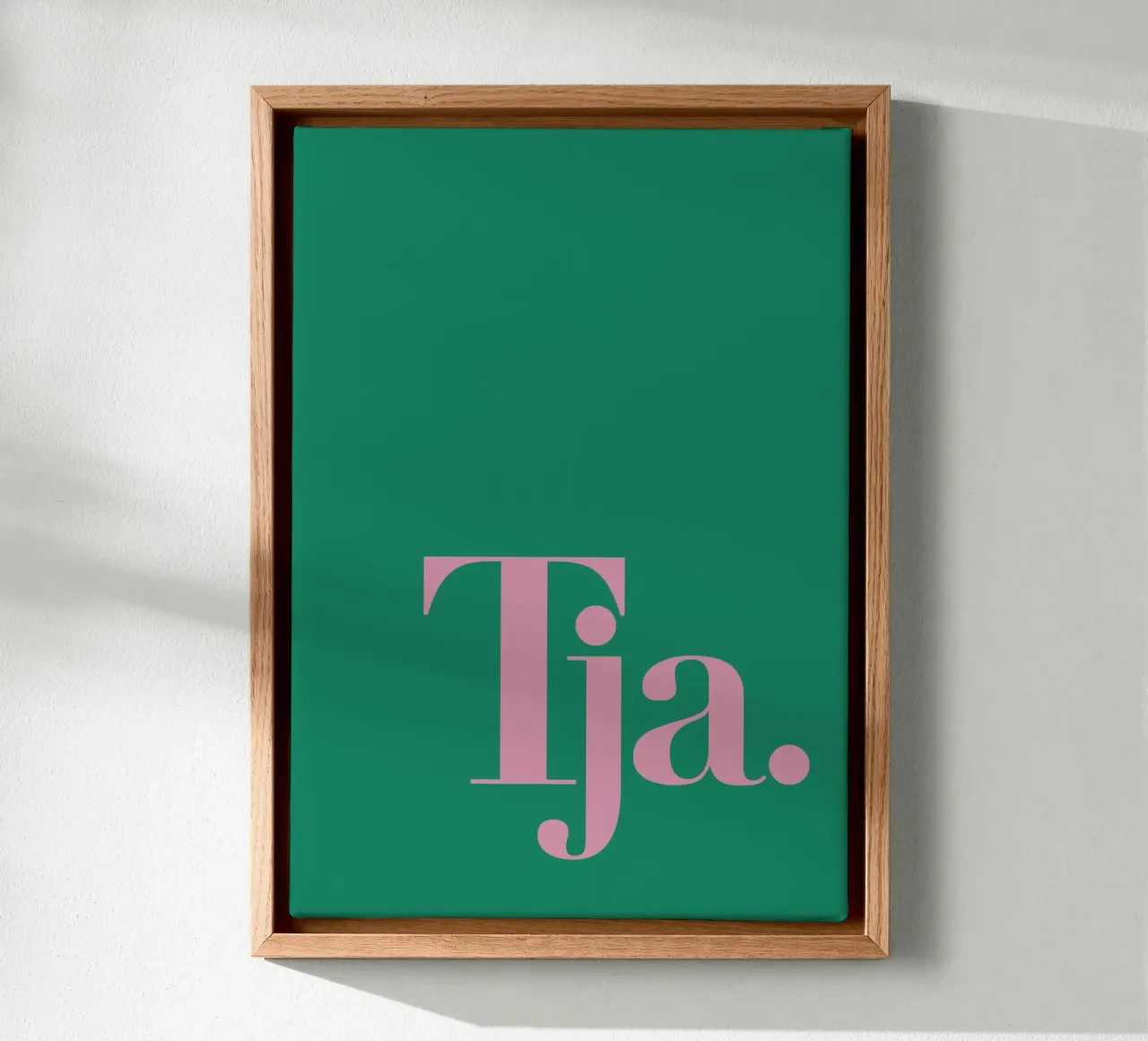 Nou - sereniteit in roze op dopaminegroen canvas met Baklijst van Tine Taler