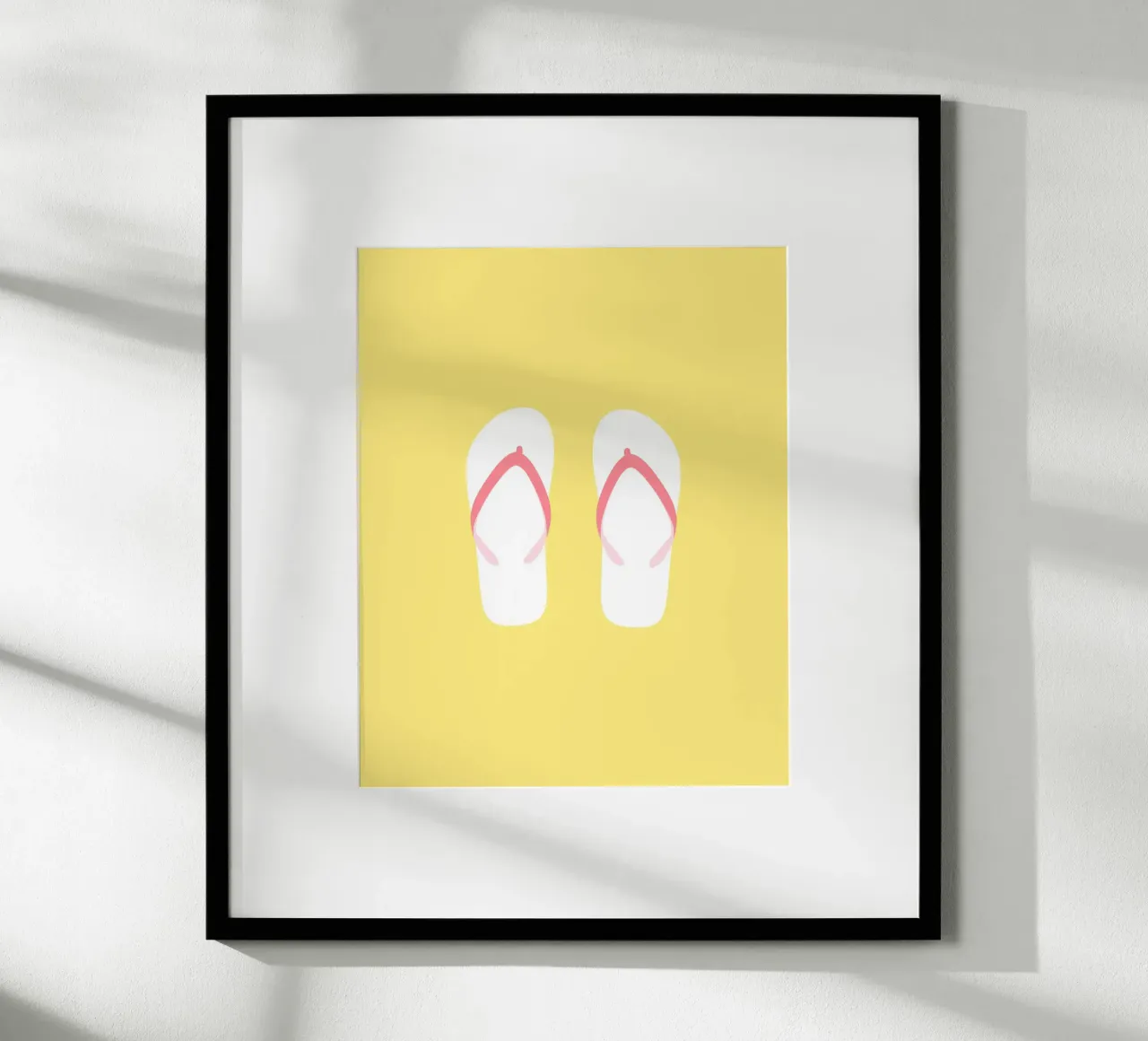 Tongs sur jaune poster de janamossmann