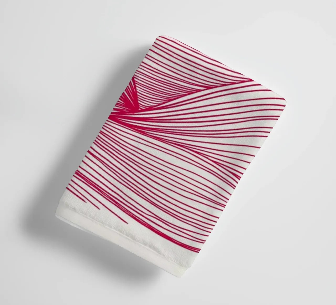 Waves in a Storm Myrtle in a Vase Viva Magenta asciugamano da bagno da Studio One