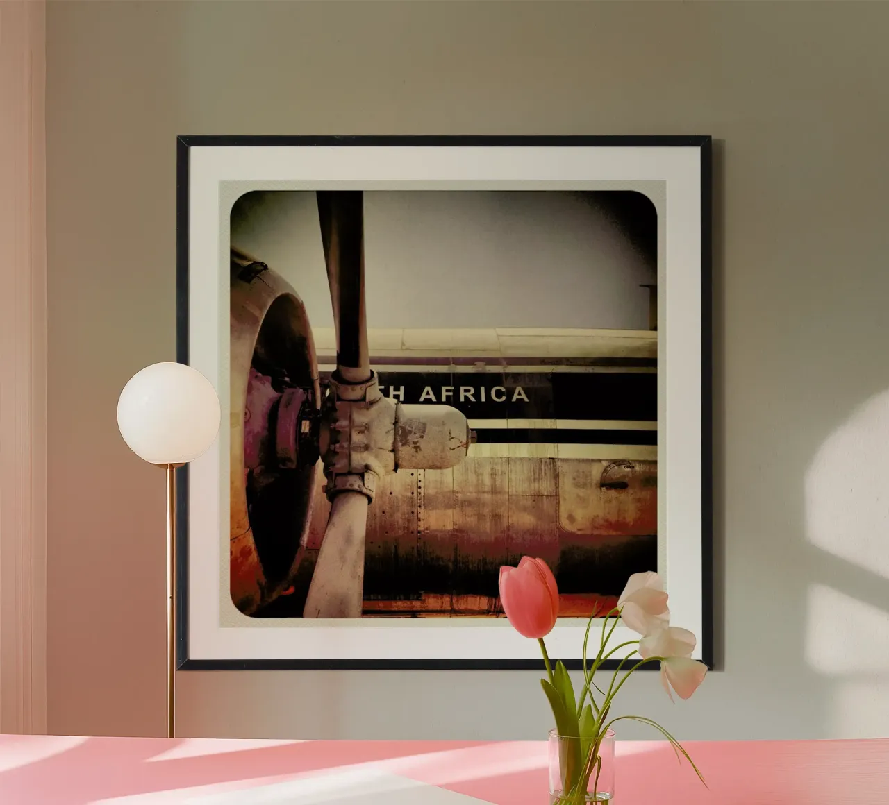 Birdie poster con telaio in alluminio da Ballack Art House
