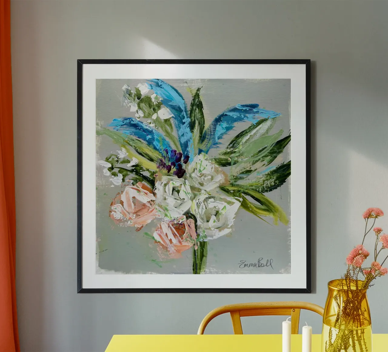 Bloemblaadjes in beweging poster met kunststof frame van Emma Bell