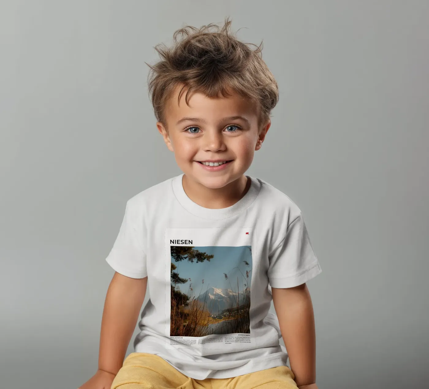 Niesen: Typography kids t-shirt by FujiType