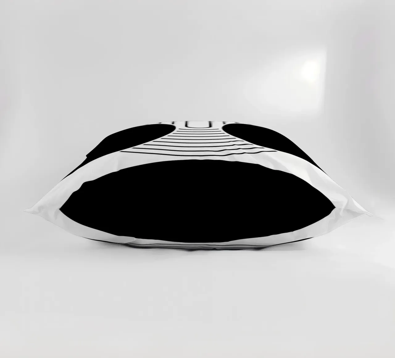 formas geométricas en blanco y negro cojín de Bacsic Design