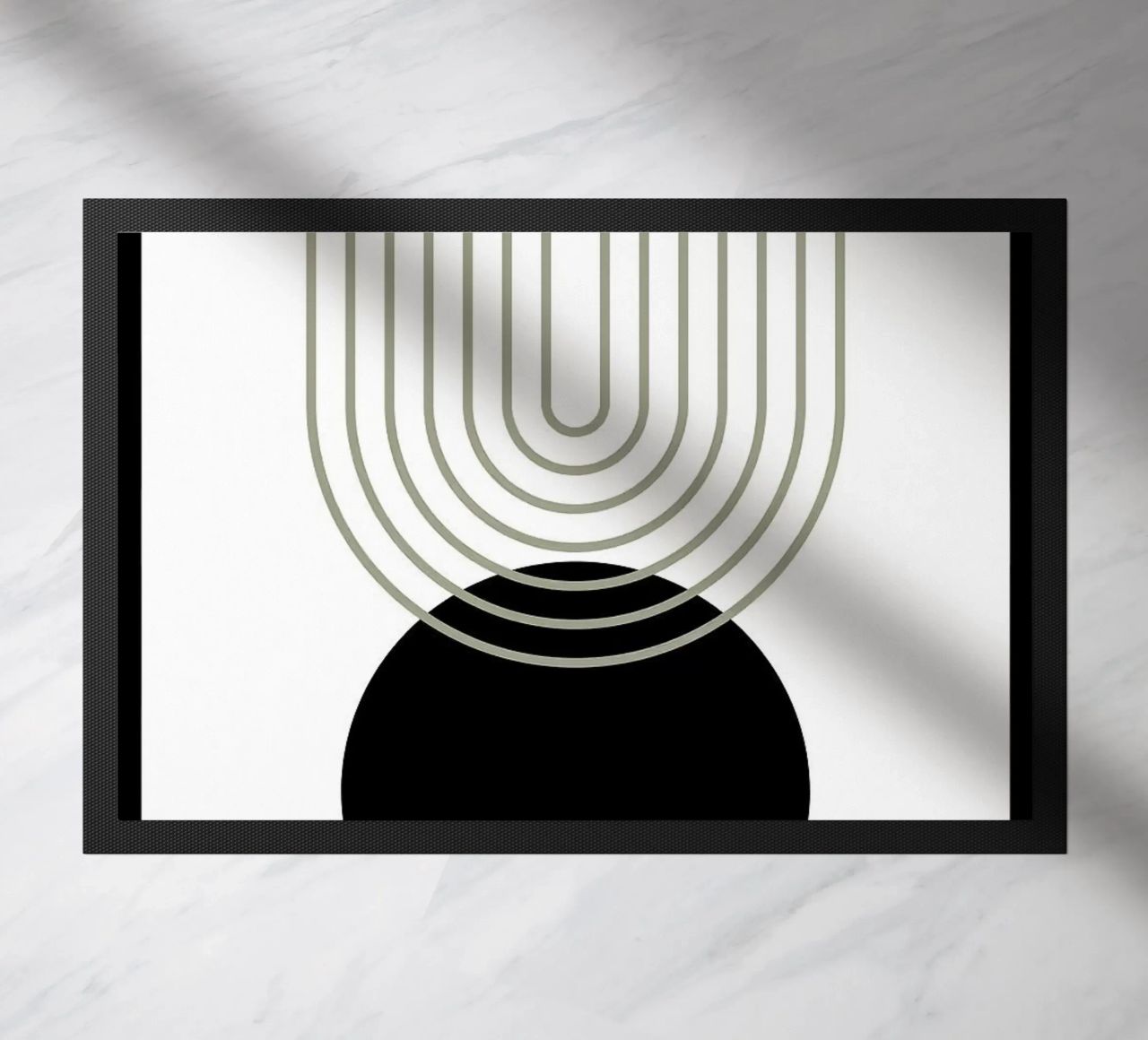cerchio nero linee concentriche zerbino da Bacsic Design