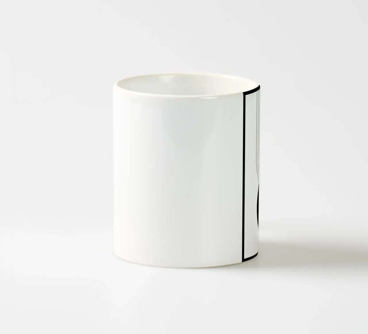 zwarte cirkel concentrische lijnen keramische mok van Bacsic Design