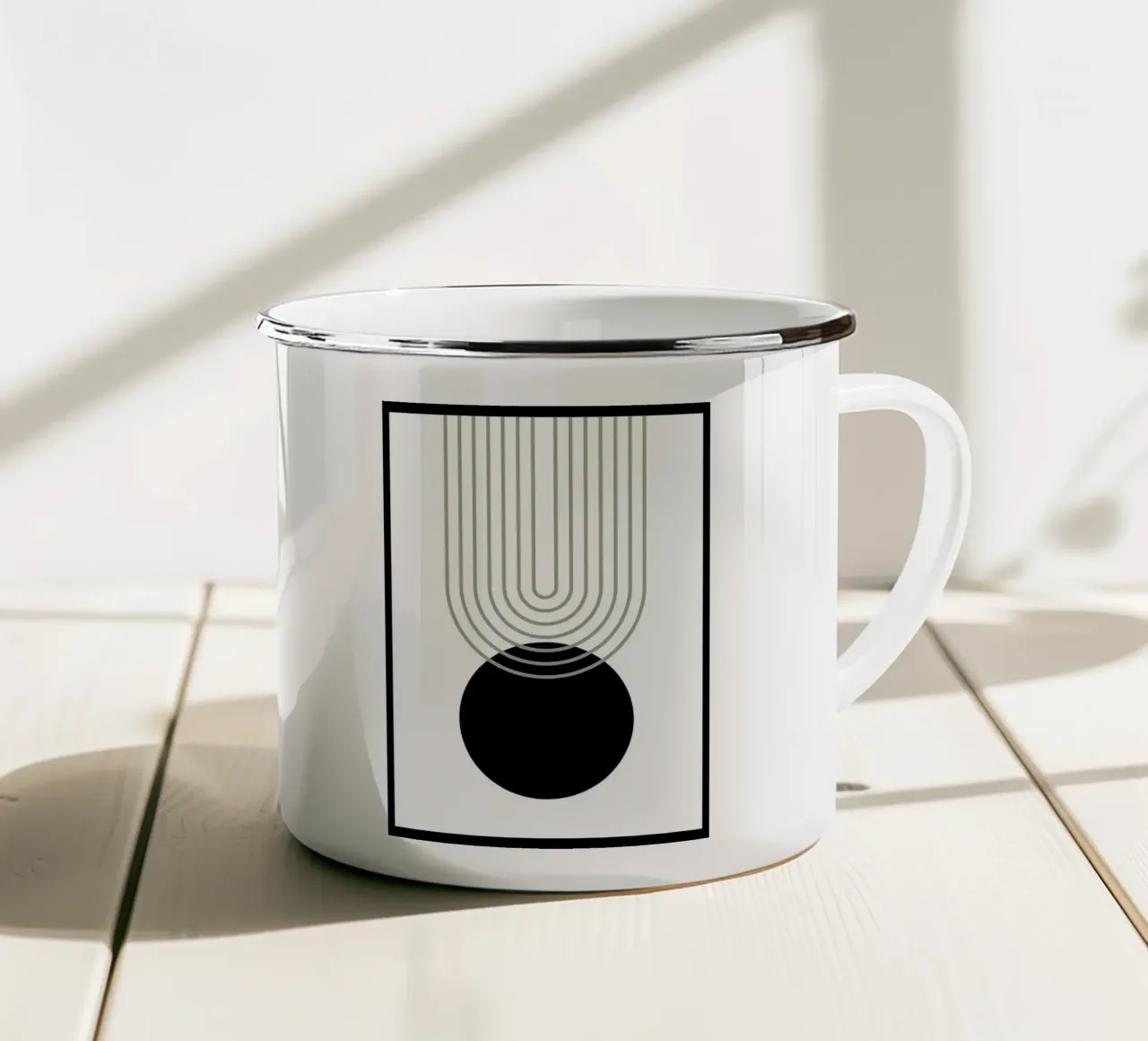 cerchio nero linee concentriche tazza in smalto da Bacsic Design