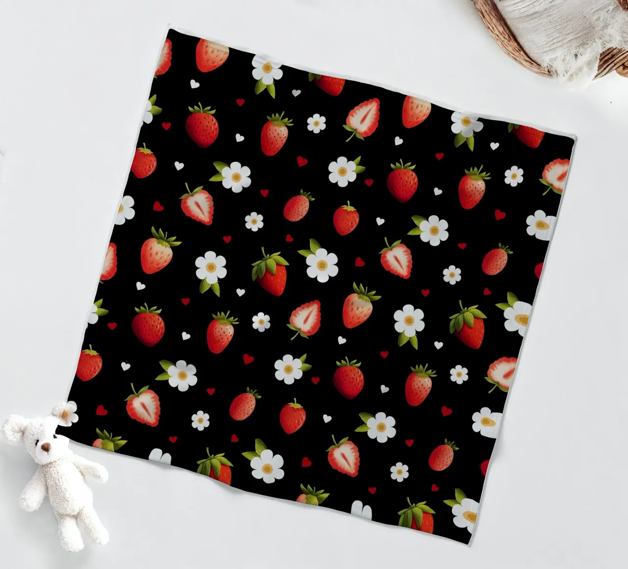 Strawberries coperta in pile da Vivi Nicolin