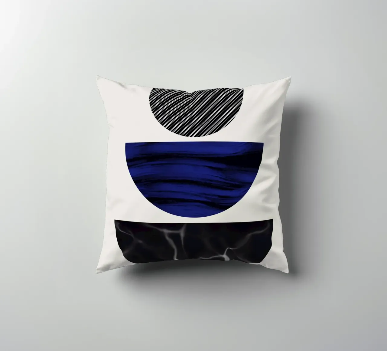 Luxe blauw en grijs nordic art 06 kussen van Little Dean