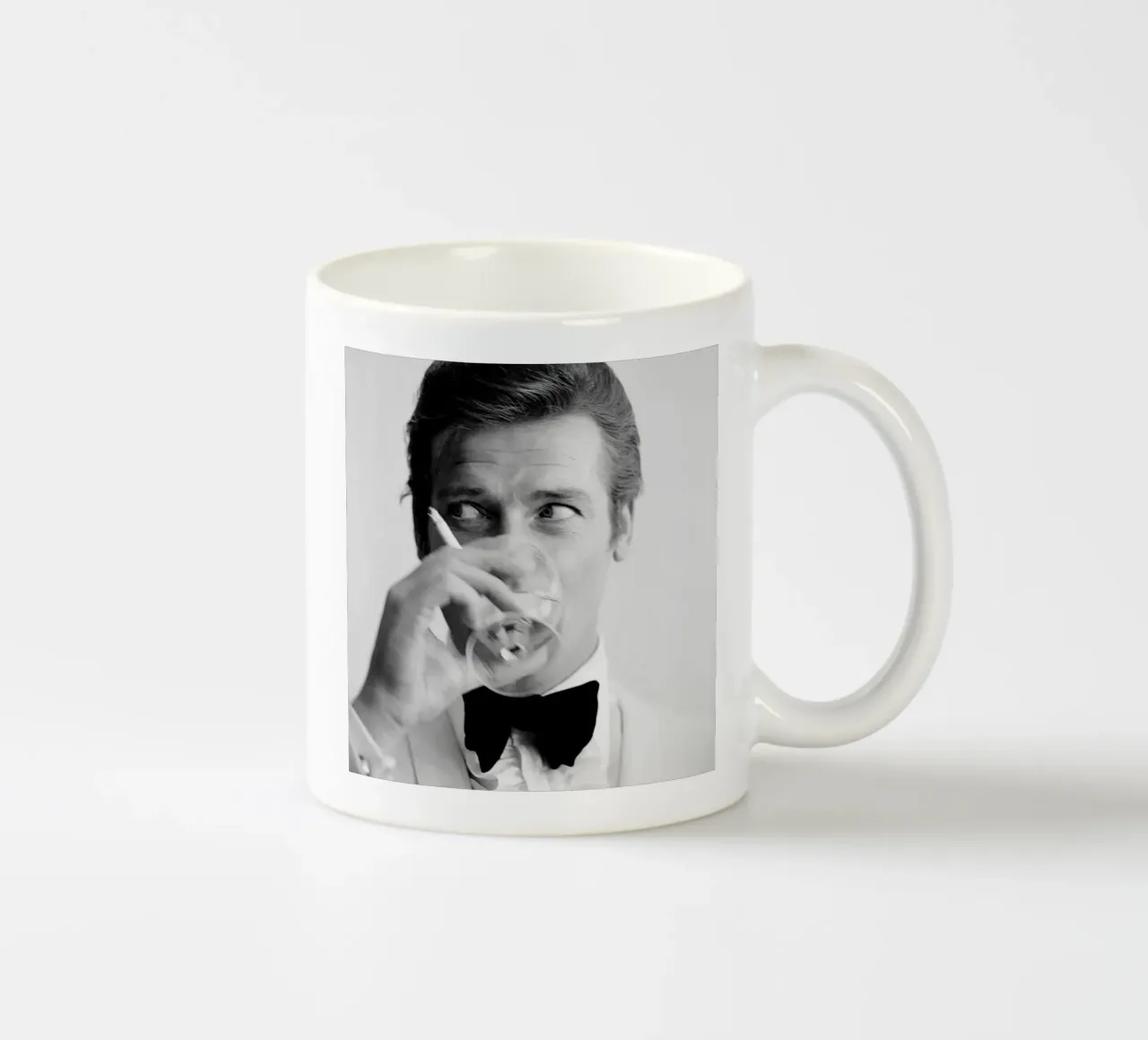 Vieni a bere un Martini tazza in ceramica da Martin studio