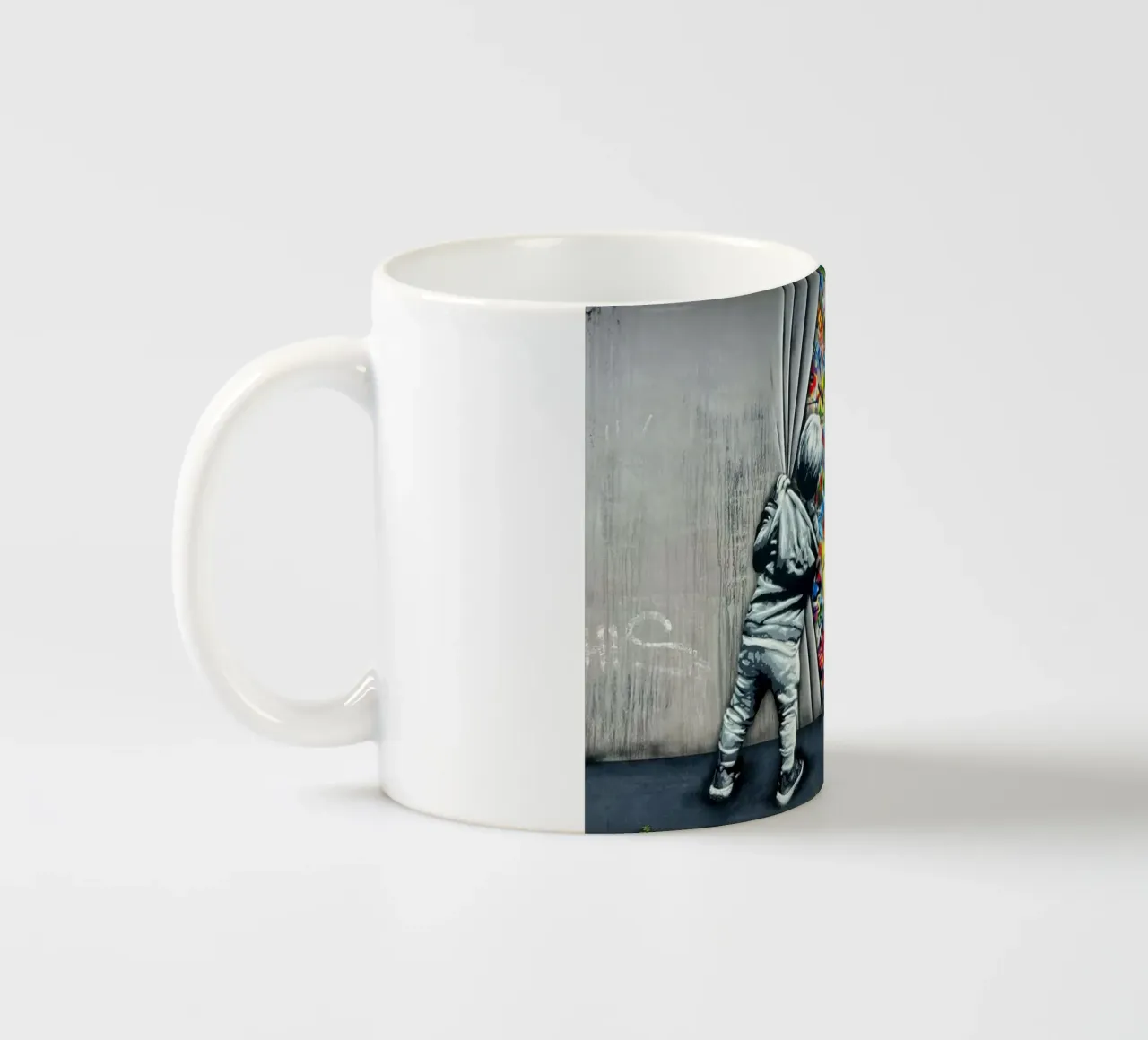 Bambini con tenda tazza in ceramica da Martin studio