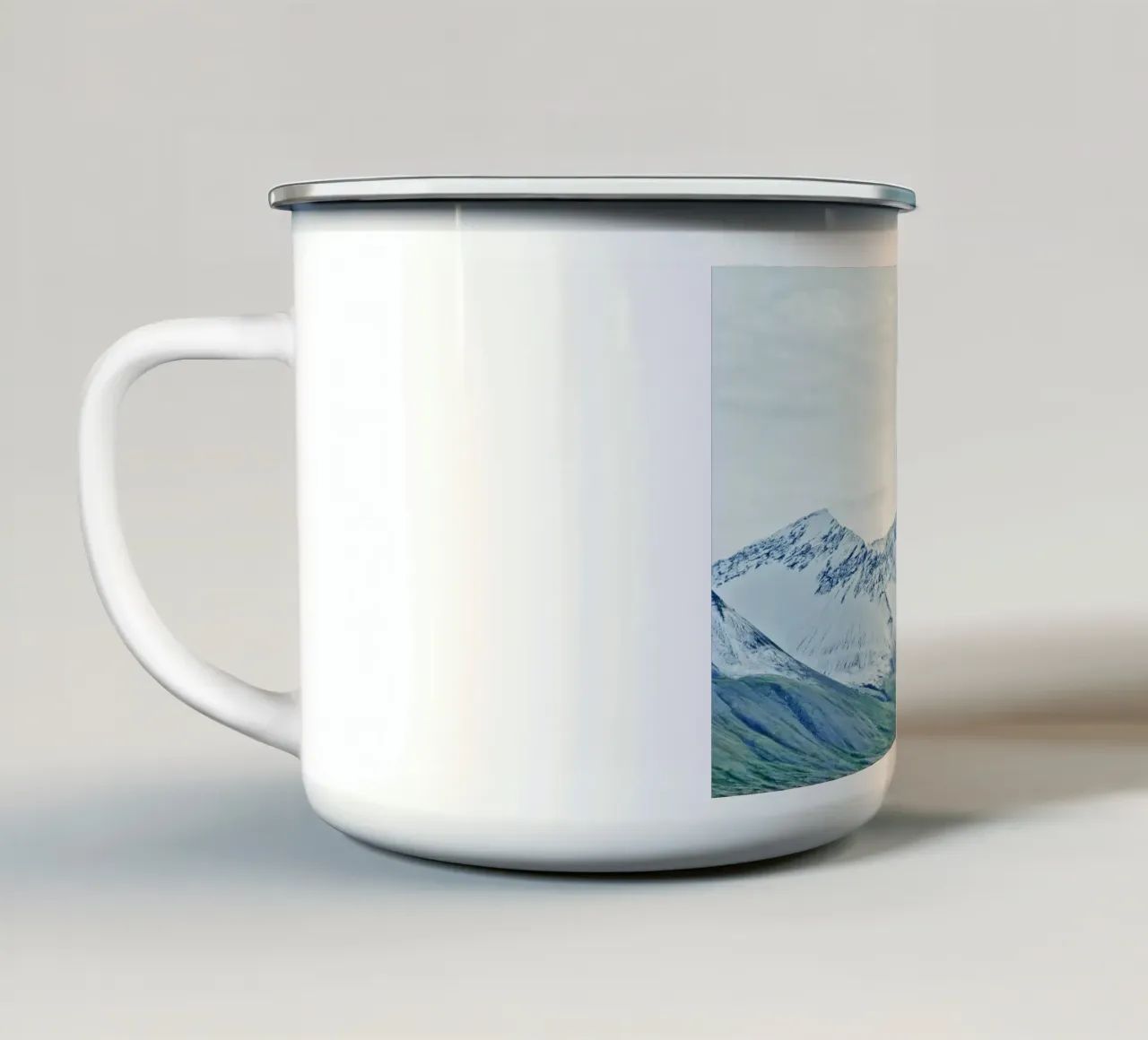 Islanda Montagne di neve tazza in smalto da KISSA STUDIO