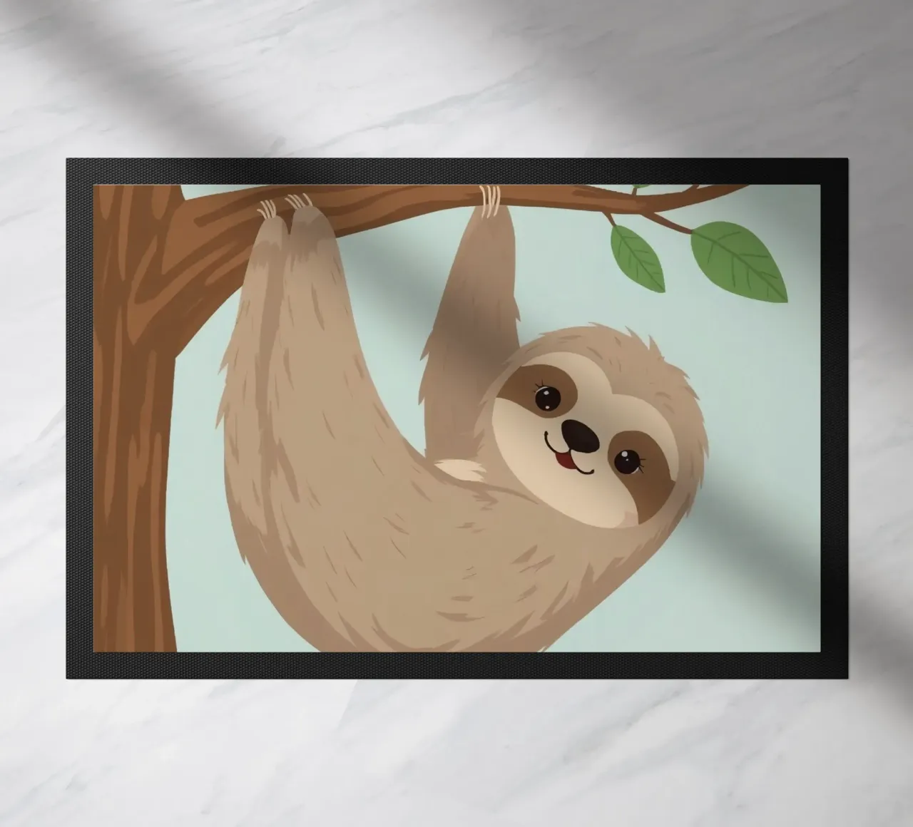Un simpático perezoso de dibujos animados cuelga boca abajo de una rama marrón felpudo de DesignDoodle