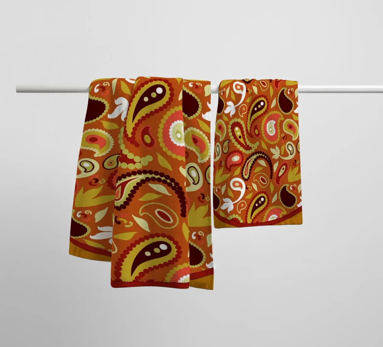 Kürbisgewürz-Paisley Handtuch von Nina May Design Studio