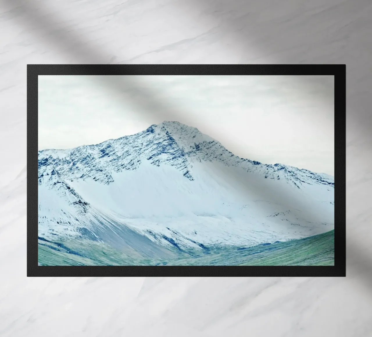 Islanda Montagna di neve zerbino da KISSA STUDIO