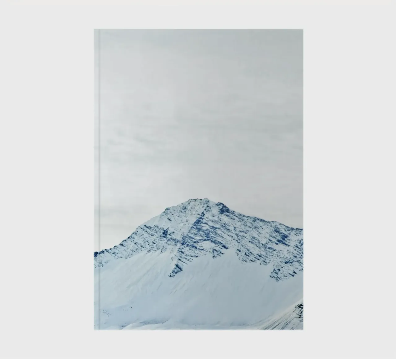 Island Schnee Berggipfel Notizbuch von KISSA STUDIO