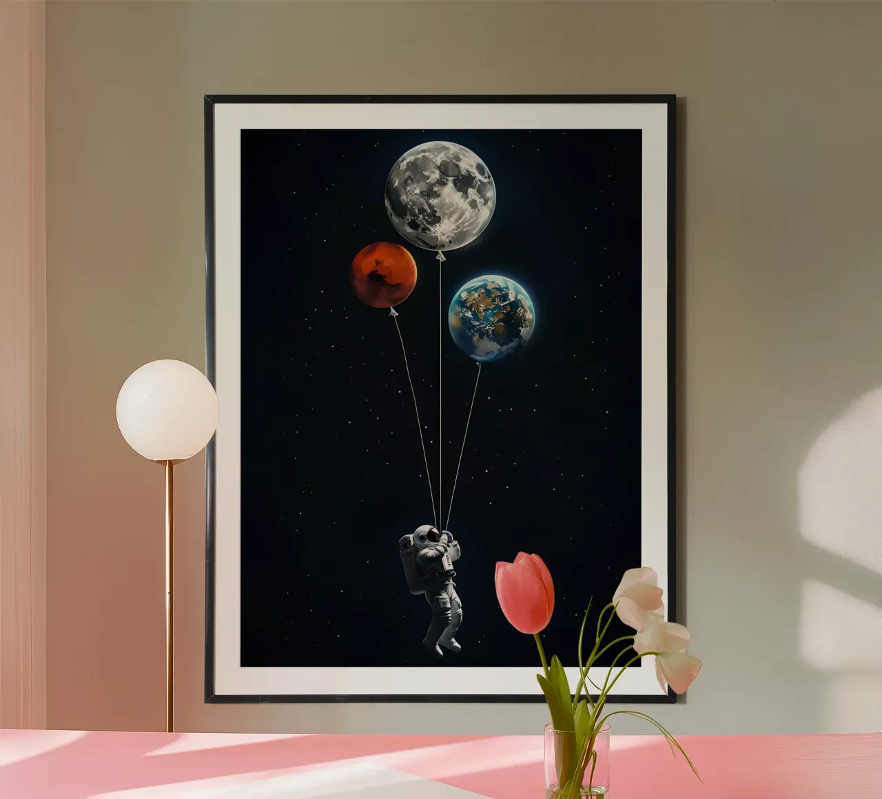 Astronaute avec ballons de la planète dans l'espace poster de 🥝 KIWI STORE