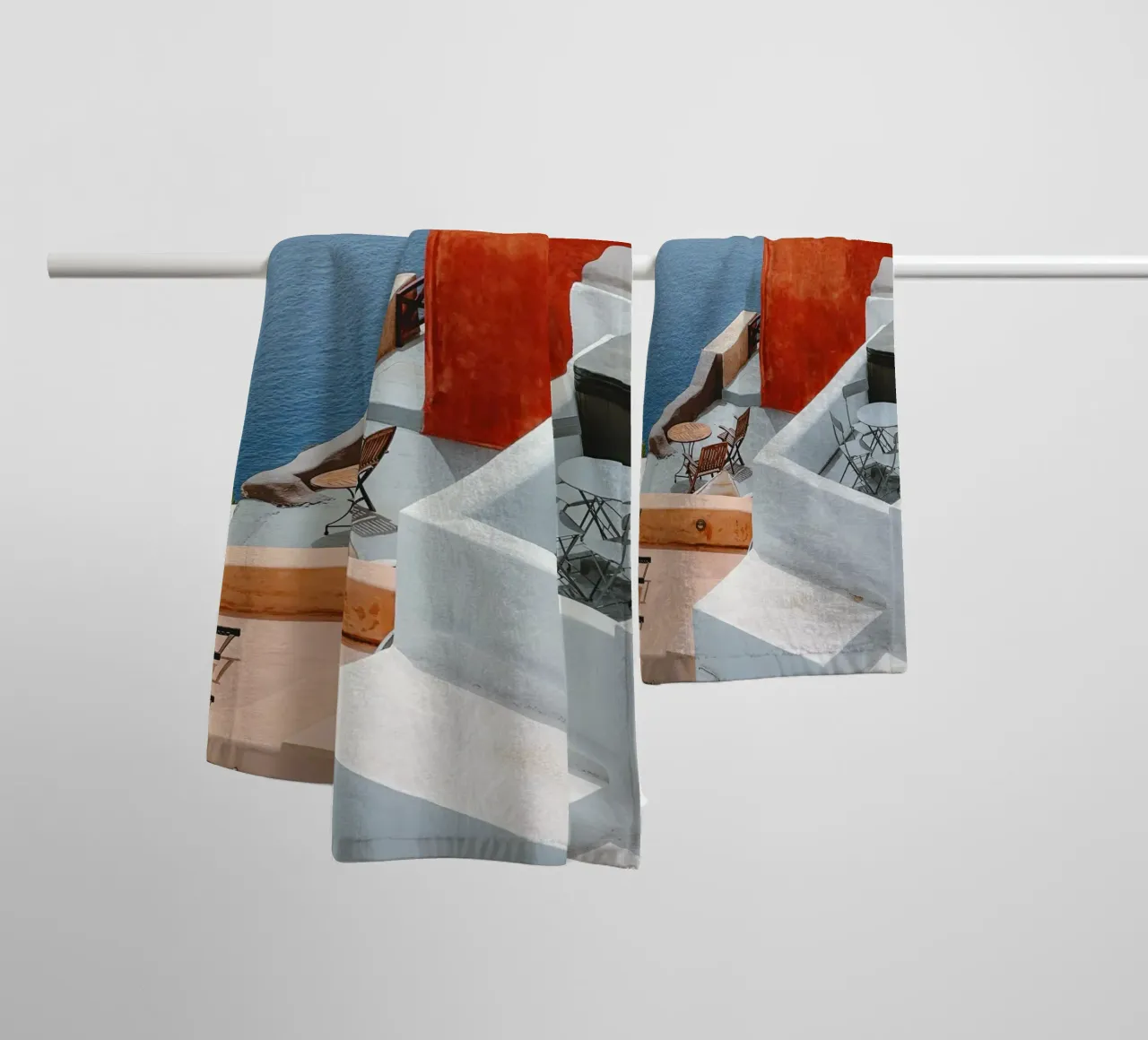 Santorini Balconies asciugamano da bagno da Thilo Grøsch
