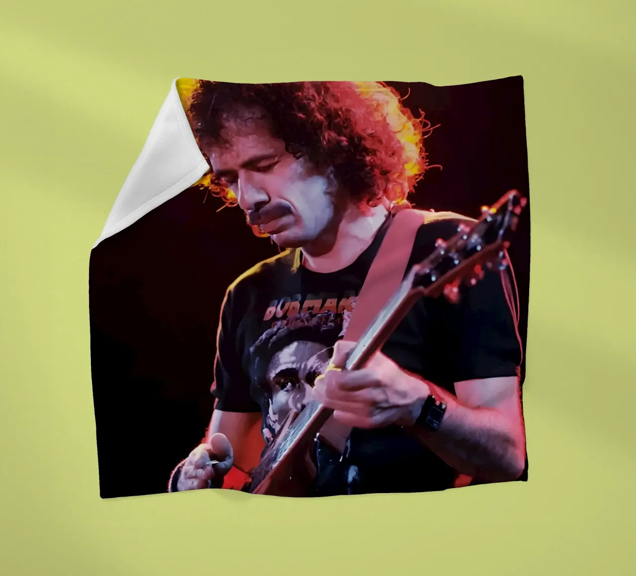 Carlos Santana coperta in pile da Low poly art