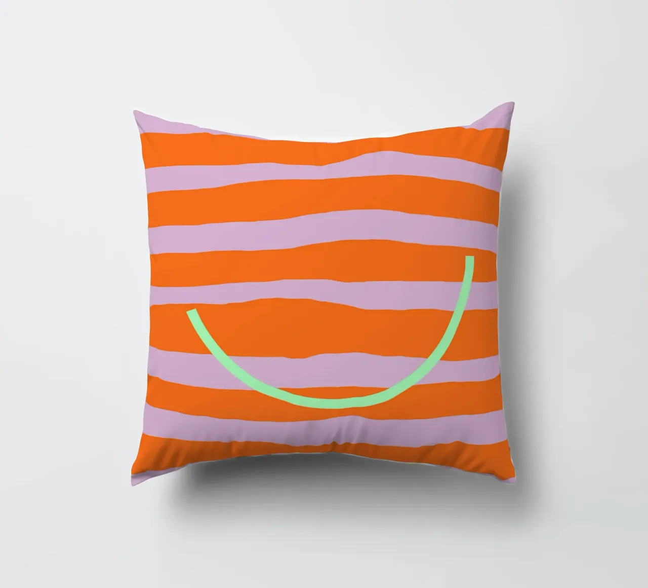 Smile | how beautiful you are cuscino da FRICKE DESIGN