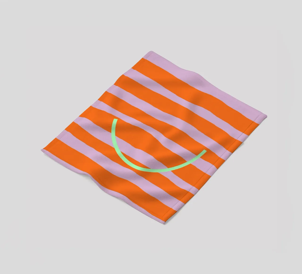 Smile | how beautiful you are coperta in pile da FRICKE DESIGN