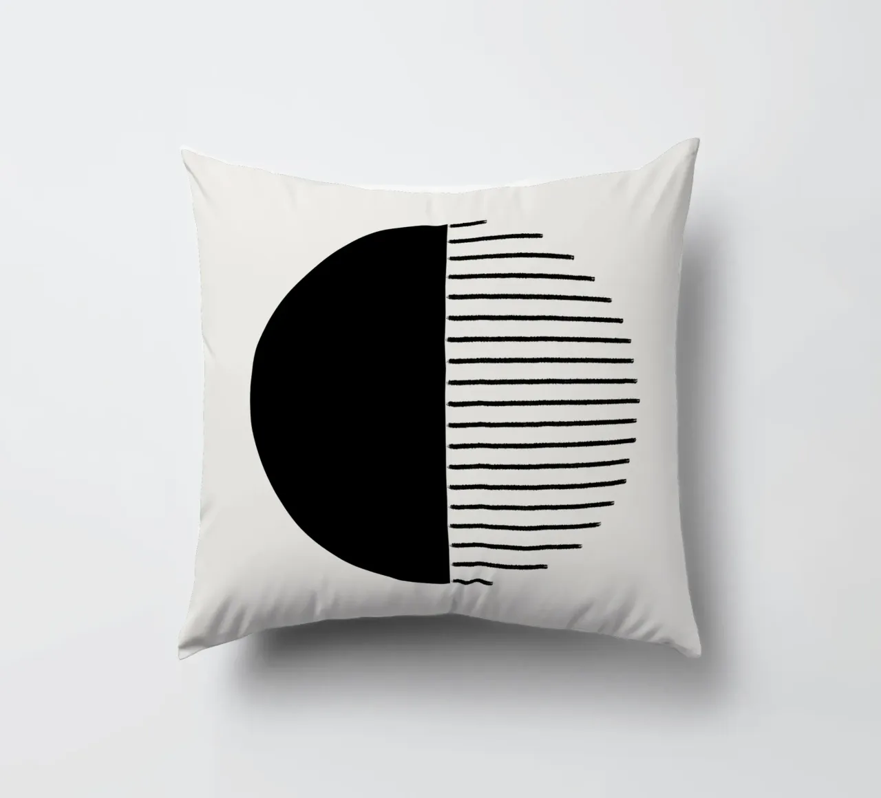 Minimalist geometric artwork with lines and circles in black cuscino da Imaginative