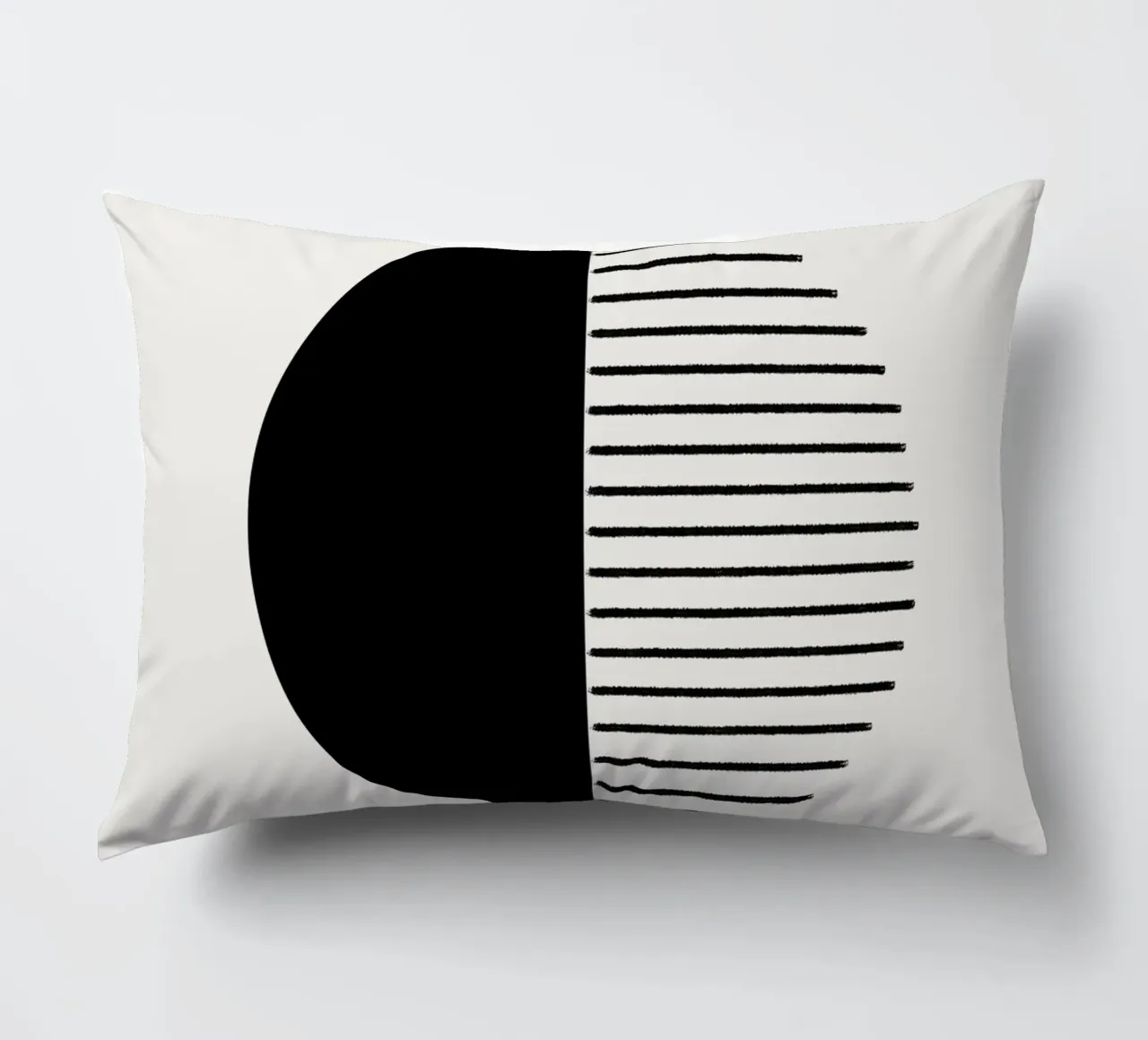 Minimalist geometric artwork with lines and circles in black cuscino da Imaginative