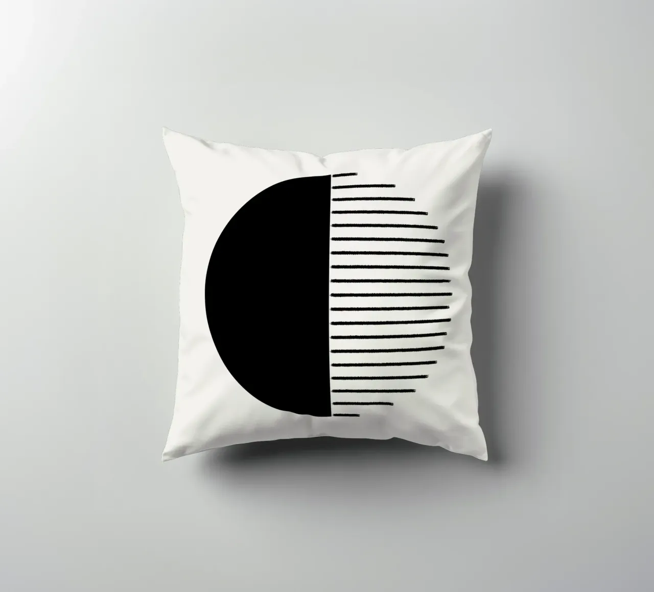 Minimalist geometric artwork with lines and circles in black cuscino da Imaginative