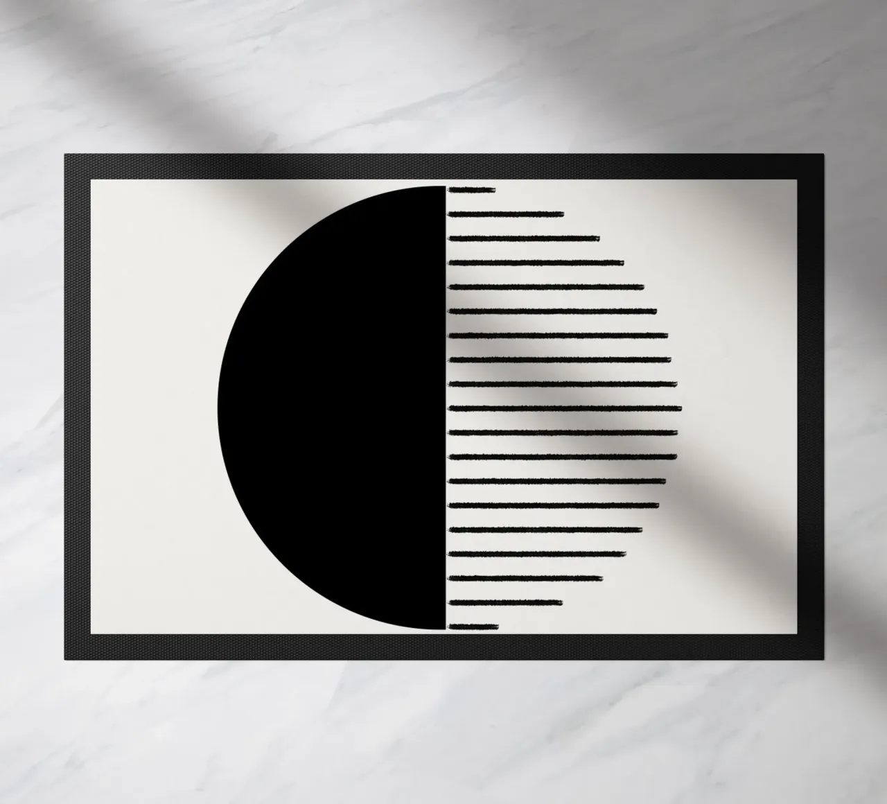 Minimalist geometric artwork with lines and circles in black felpudo de Imaginative