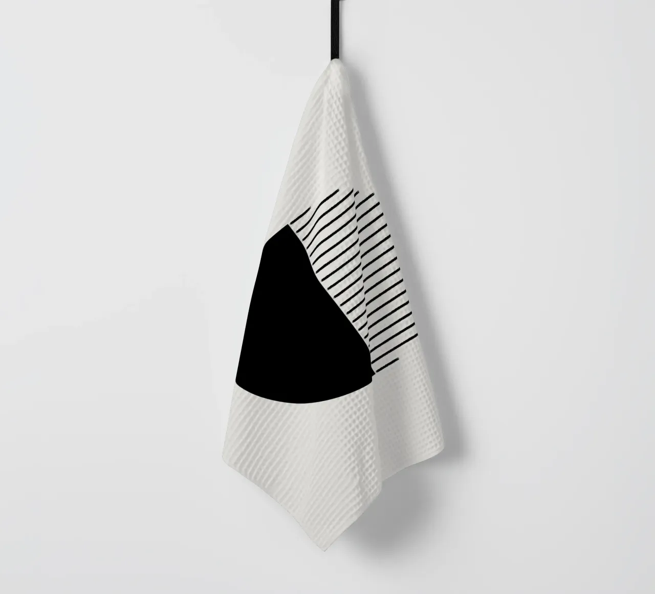 Minimalist geometric artwork with lines and circles in black theedoek van Imaginative